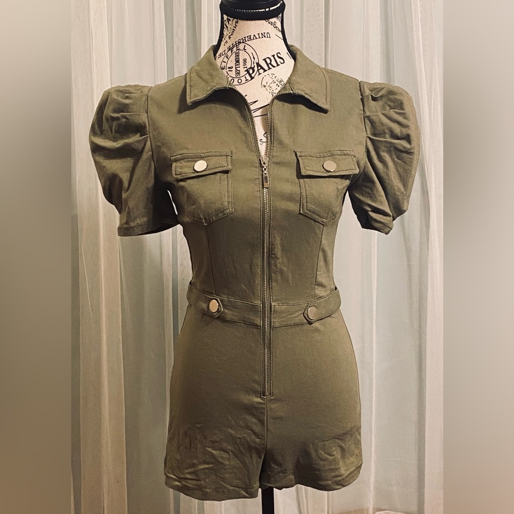 Army green romper
